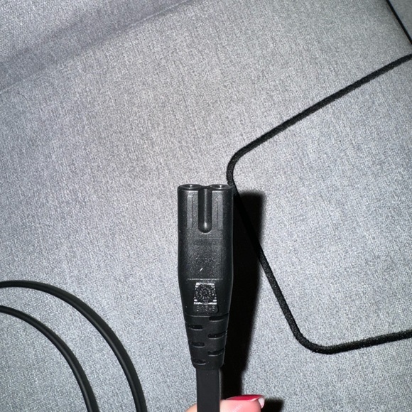 Xbox Series S (Used - like new) - Picture 4 of 4